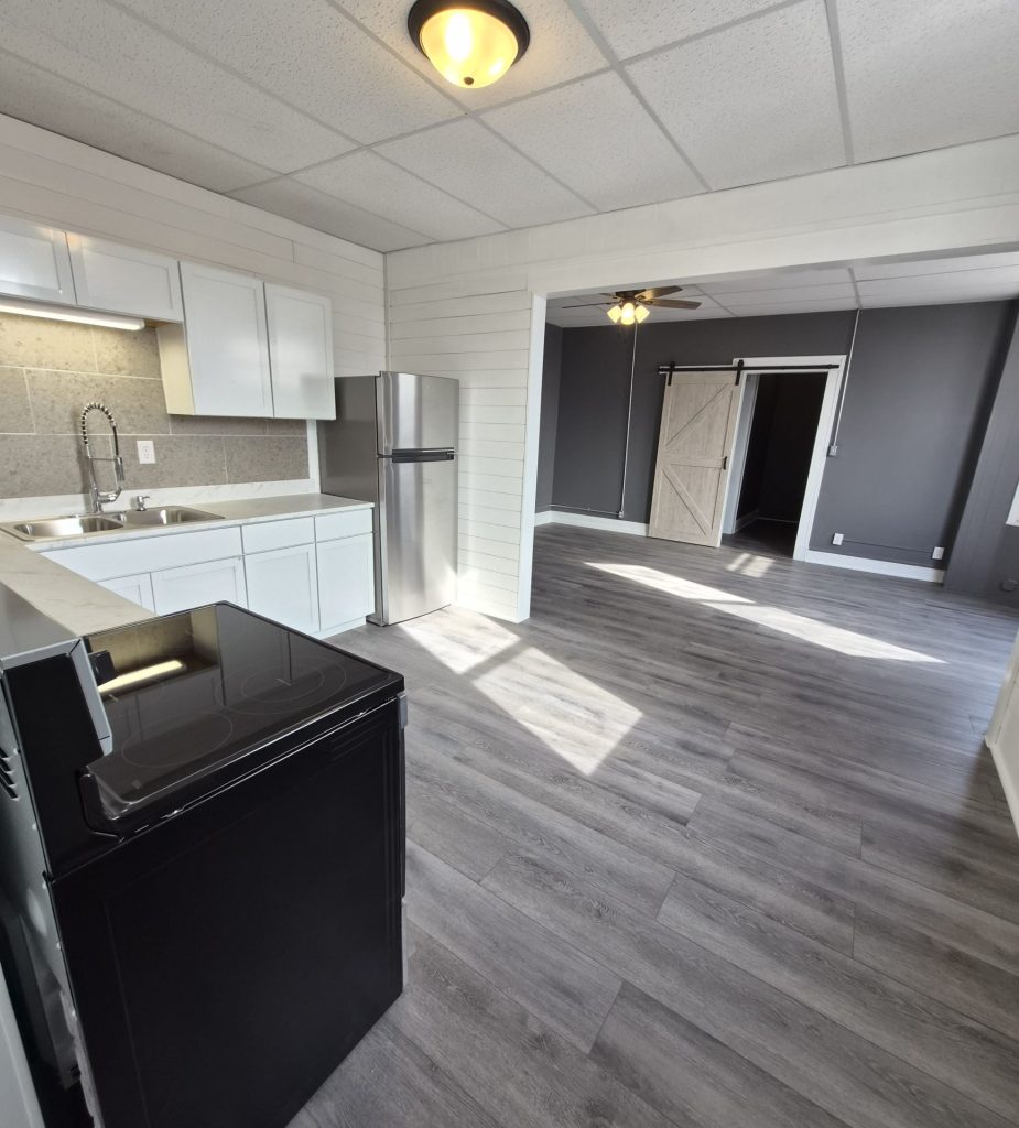 Kitchen & Dining Room